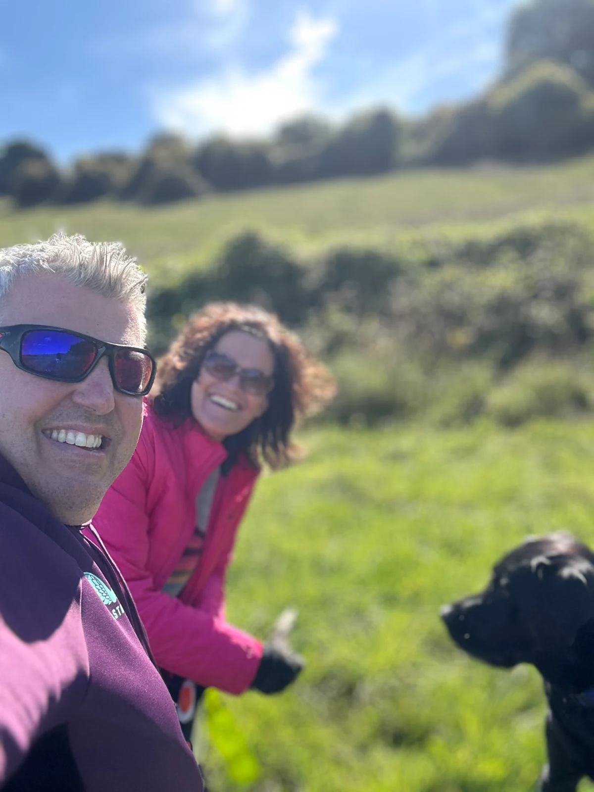 Jyoti and Alan outdoors together